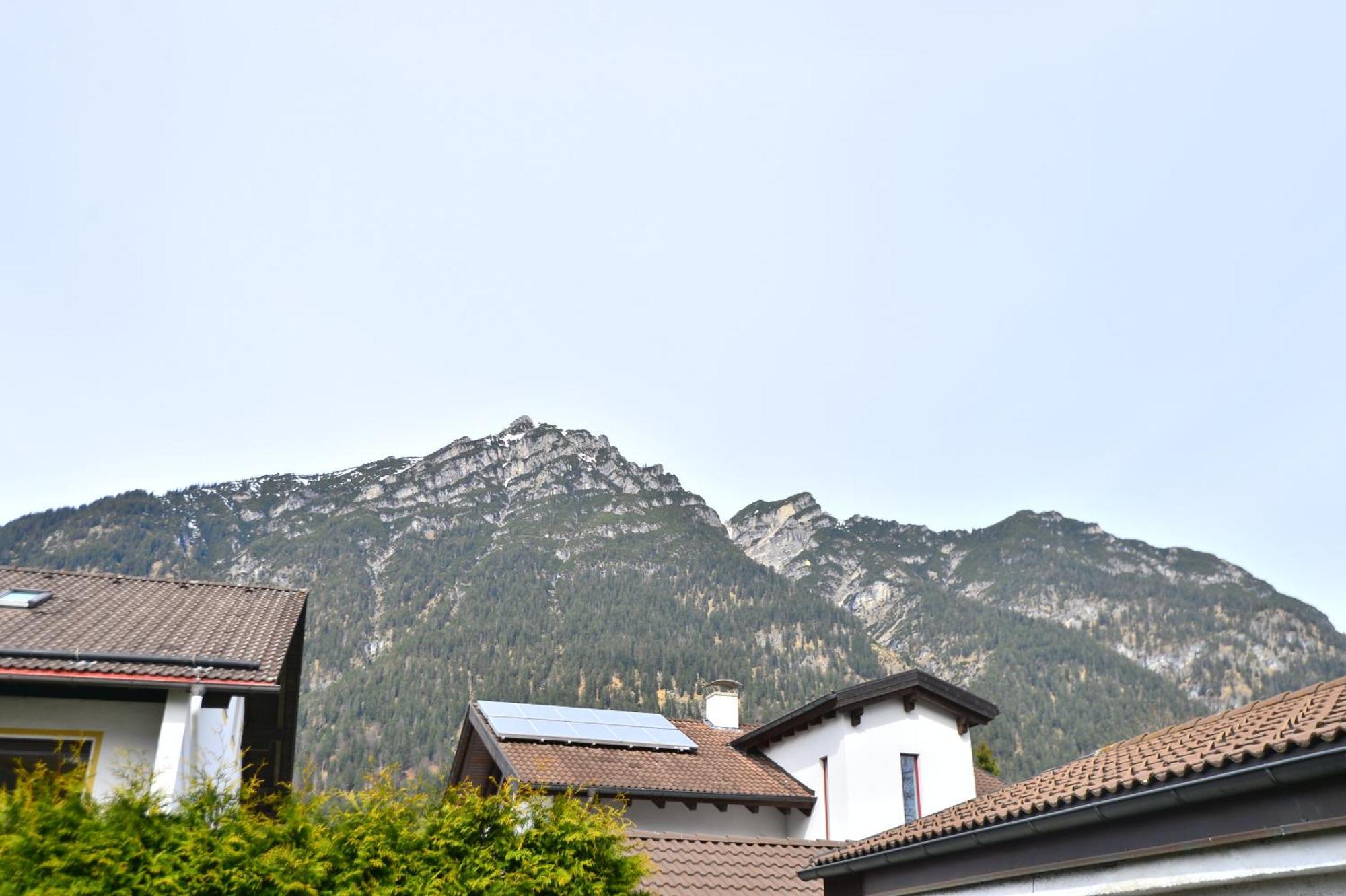 Apartment On Zugspitzstrasse Garmisch-Partenkirchen Exterior photo